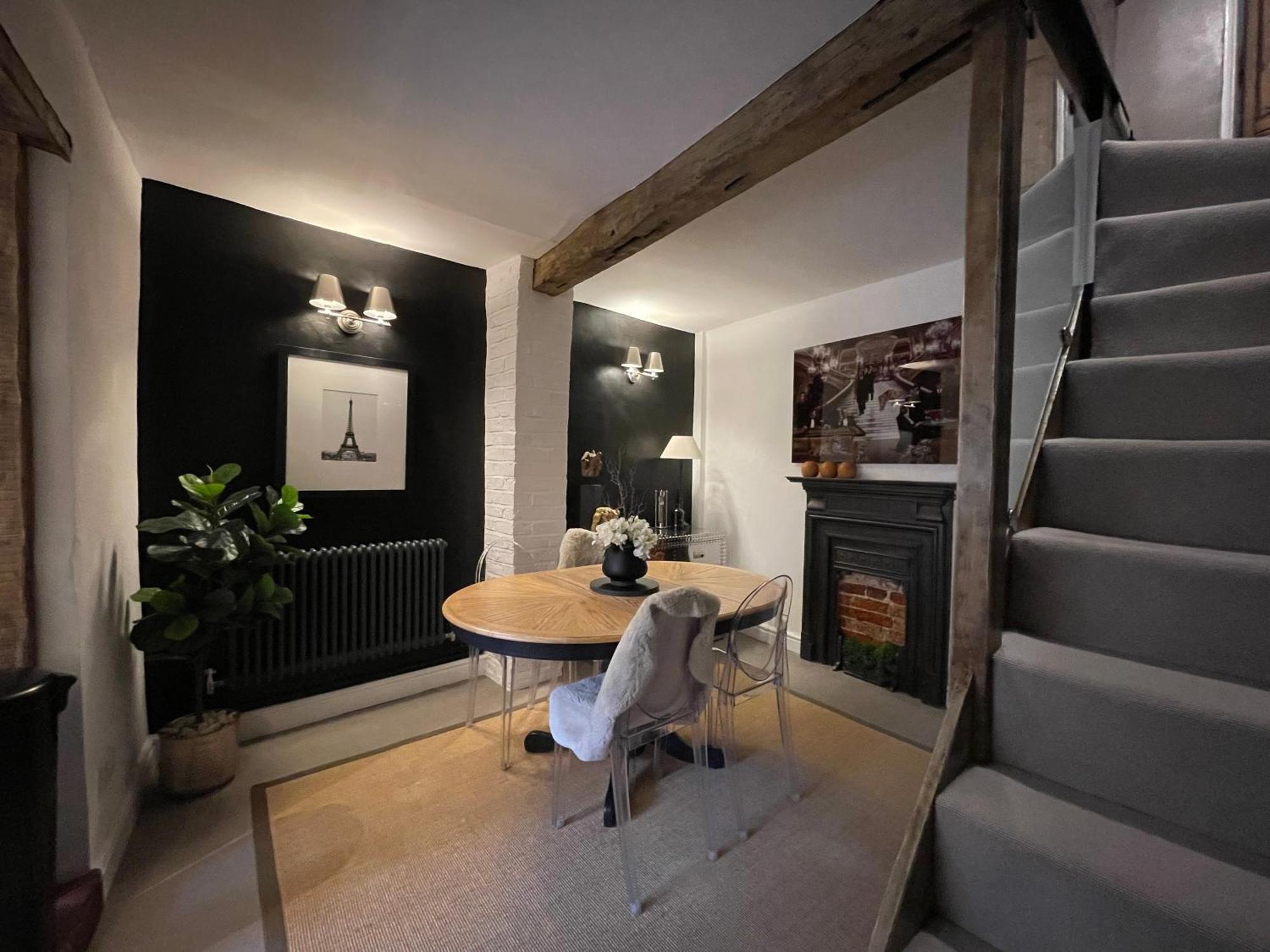 Entire Georgian Luxury Home - 3 Storey- High St Henley-In-Arden -Two Bedrooms-Sleeps 4 Henley-in-Arden Exterior foto